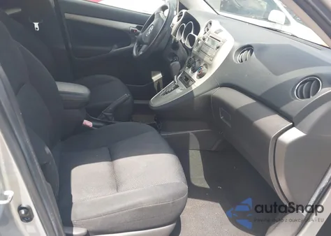 2009 Toyota Matrix S z USA, uszkodzony, nr VIN 2T1KE40E59C020518